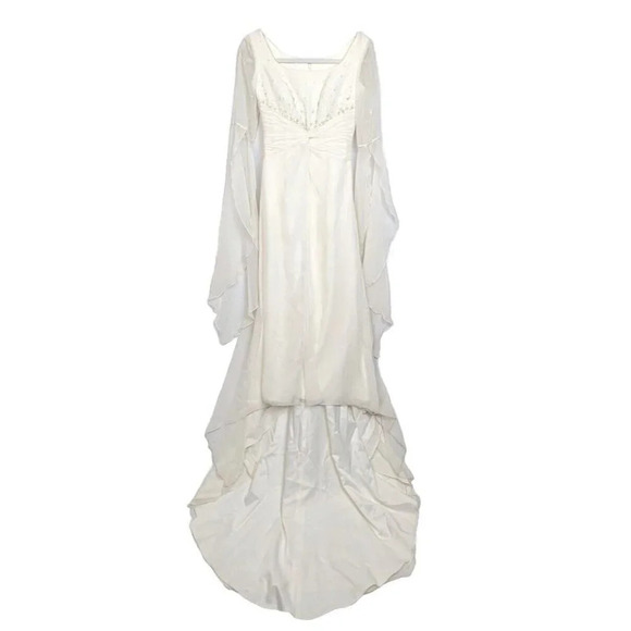 St. Patrick Sz 6 Ivory Wedding Gown Long Draped Sheer Sleeves Train Embellished